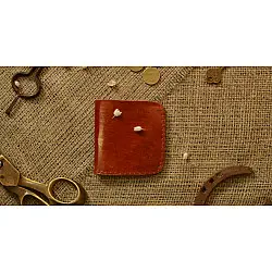 Itsy-bitsy! ❖ Kutchi Leather Purse { 13 }